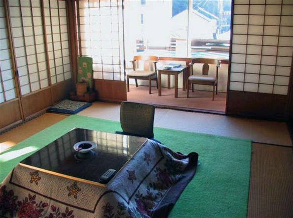 山之內 涩温泉汤本旅馆酒店 外观 照片